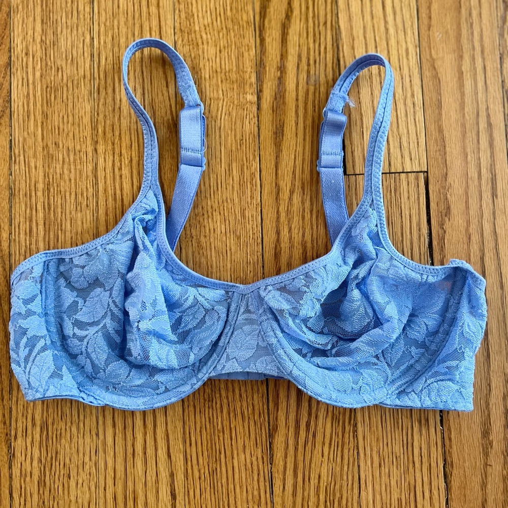 Vintage Warner’s Lavender Lace Bra w/ Underwire